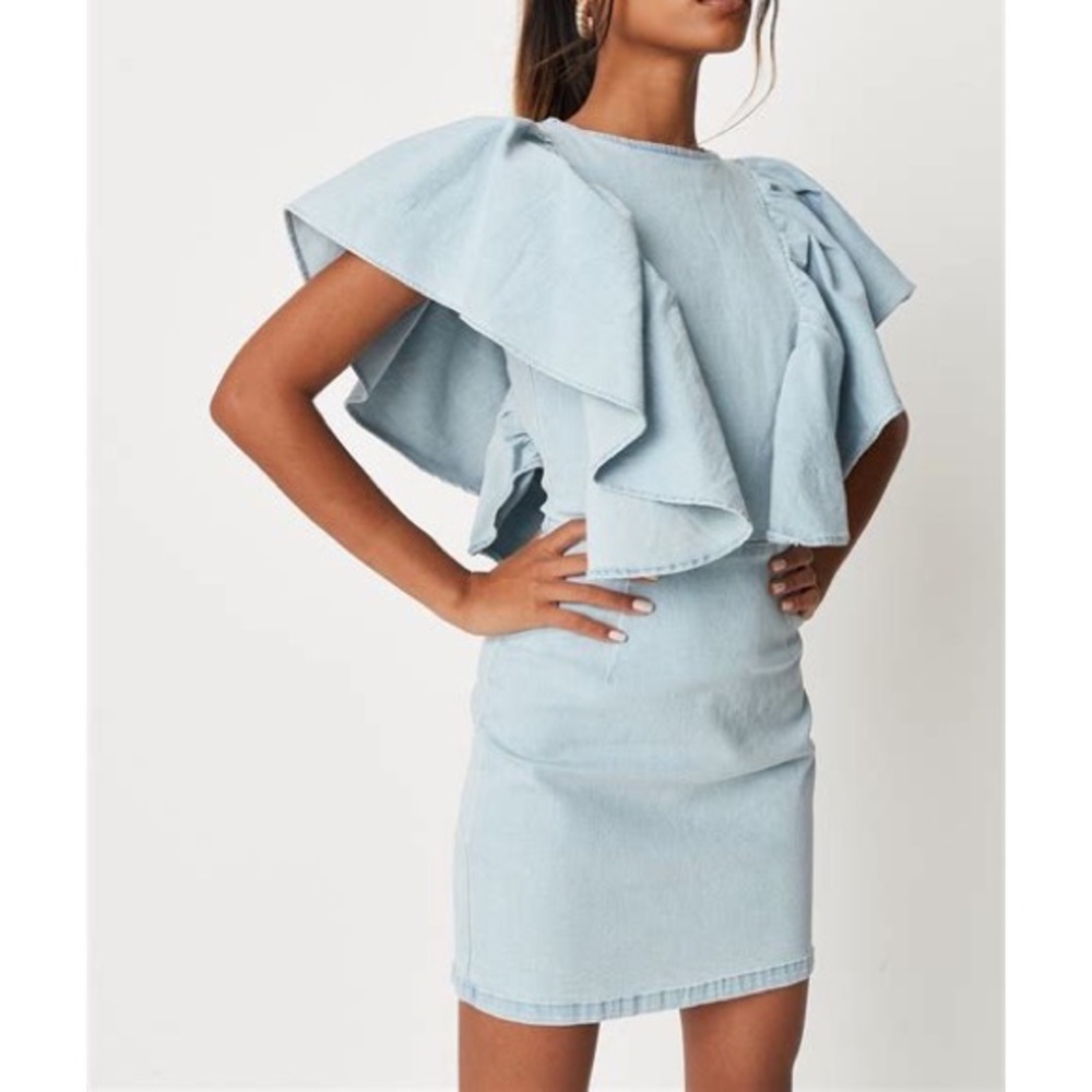 Misguided Light Blue Extreme Ruffle Stretch Denim Dress Size US6. NWT